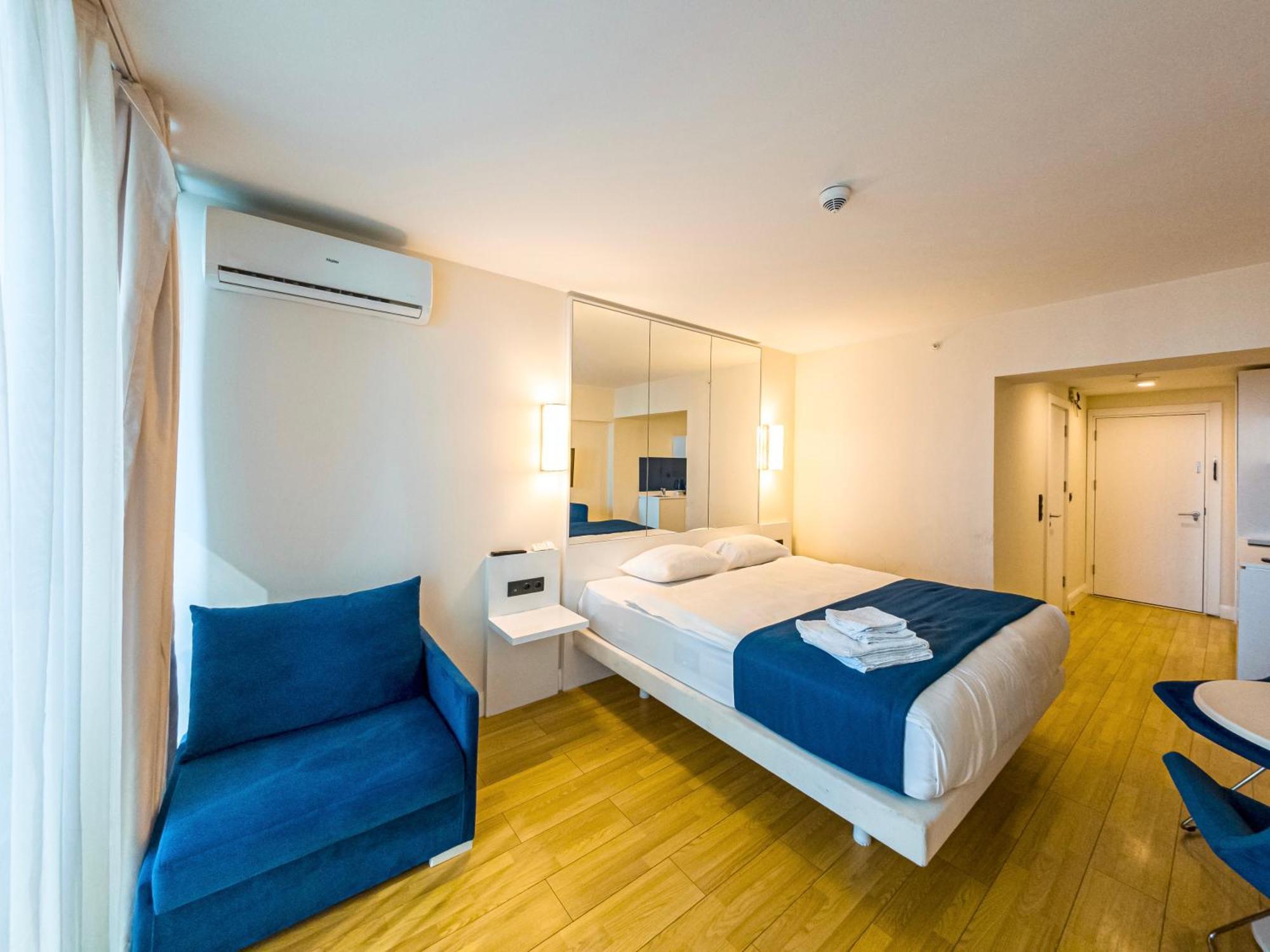 Cozy City Apartments In Orbi Batumi Exterior photo